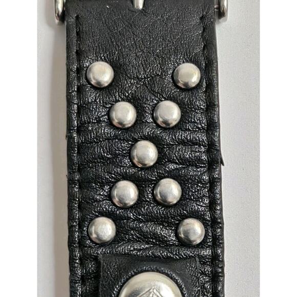 Ladies Pink Roxy Watch Soft Leather Band With Rivets Very Stylish - Picture 5 of 12